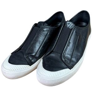 Frye Women’s Claudia Slip-On Black Leather Sneakers EUC Sz 8 #3471450